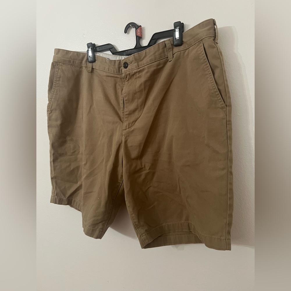 Dockers Men's Khaki Shorts - Picture 3 of 6